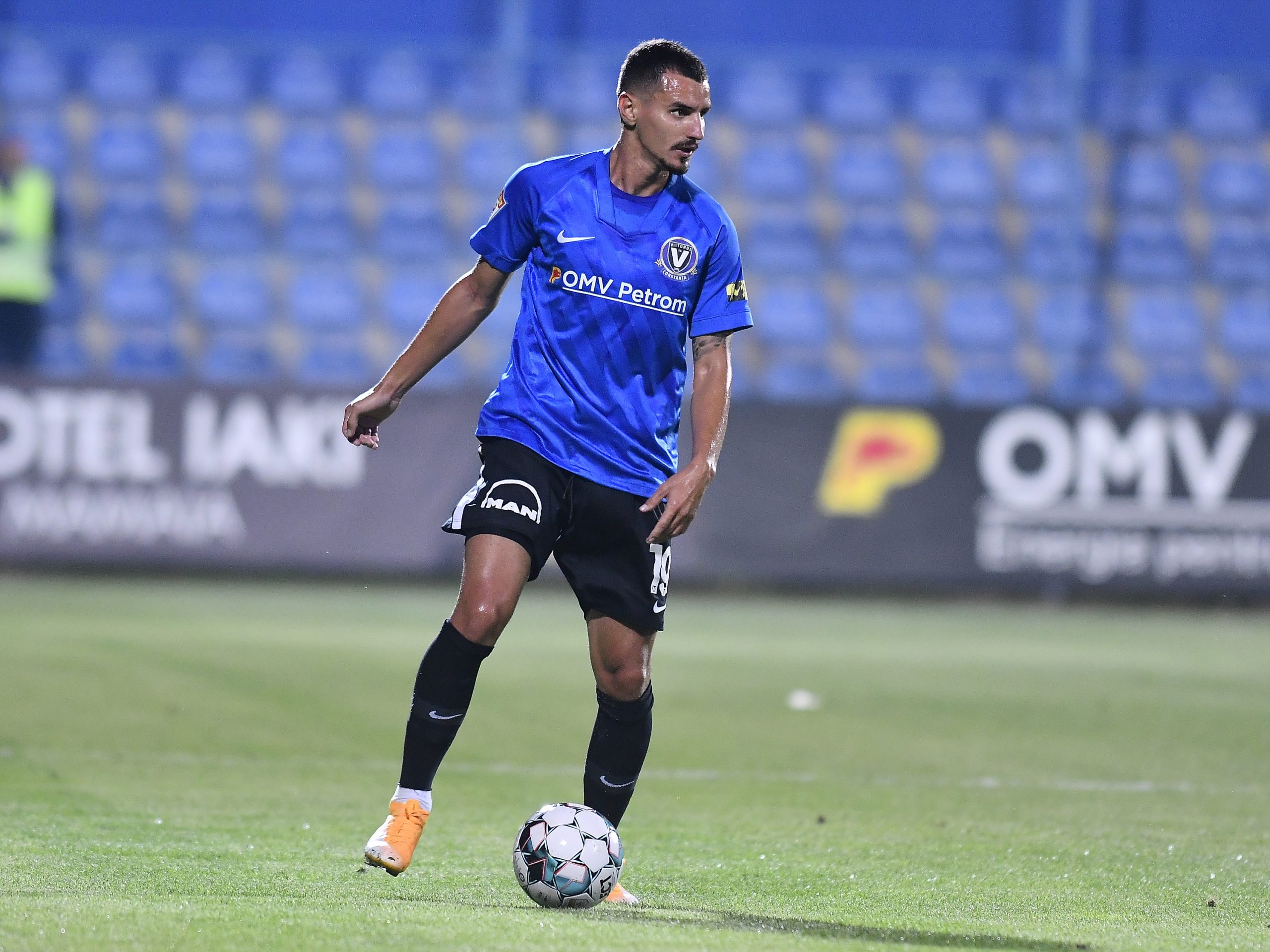 Patru fotbaliști de la FC Viitorul Constanța au Covid-19