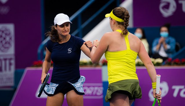 Monica Niculescu şi Gabriela Ruse vor juca finala de dublu a turneului de la Nottingham