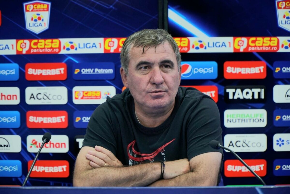 Antrenorul Gheorghe Hagi și cinci fotbaliști de la Farul Constanța sunt în echipa ideală a Superligii