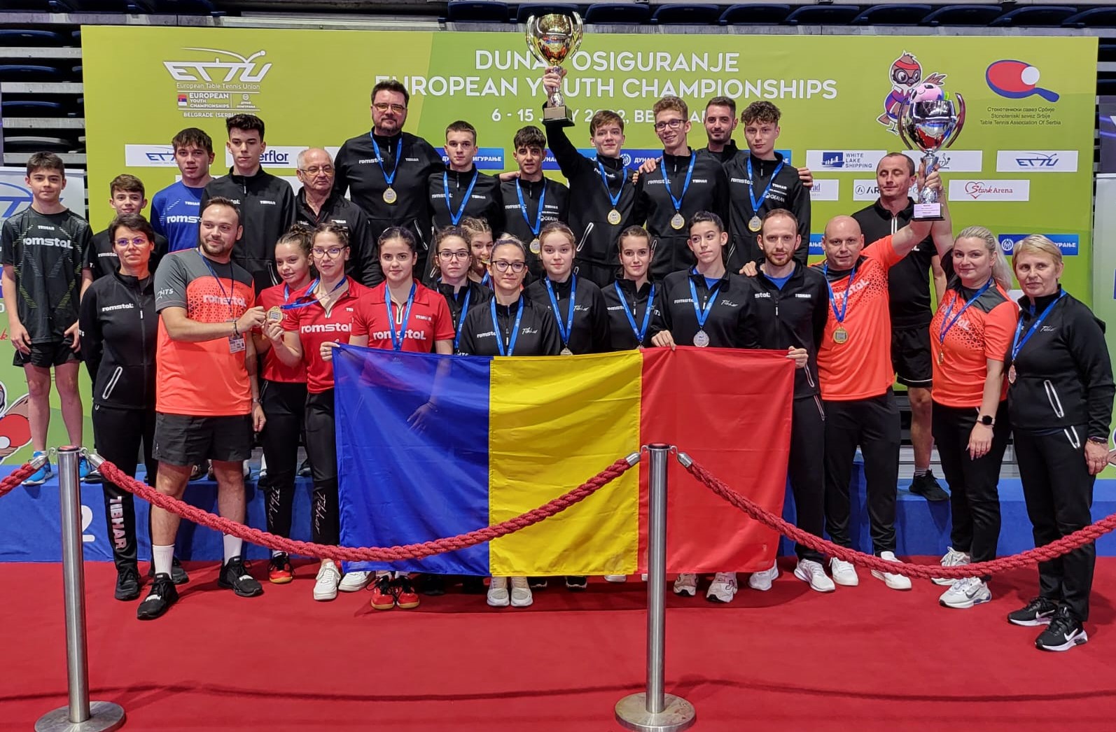 România a câștigat două medalii de aur şi una de argint la Europenele de tenis de masă pentru cadeţi şi juniori