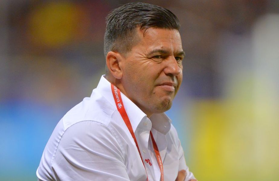 Cosmin Contra l-ar putea înlocui pe antrenorul Dan Petrescu la CFR Cluj