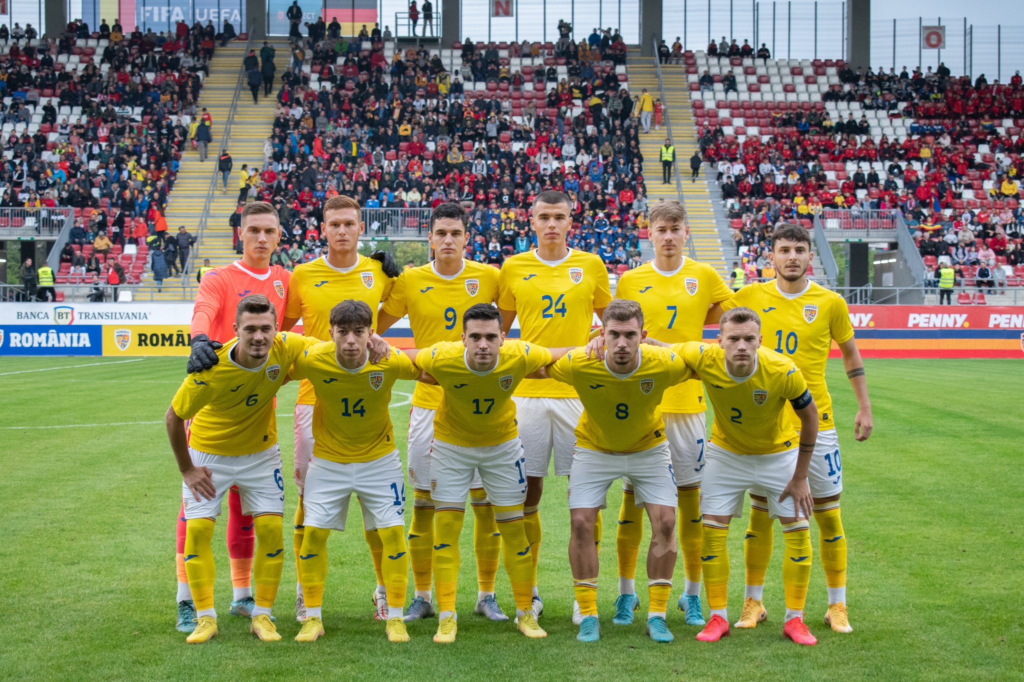 Au fost anunţati jucătorii din străinătate, convocaţi la naţionalele U21 şi U20