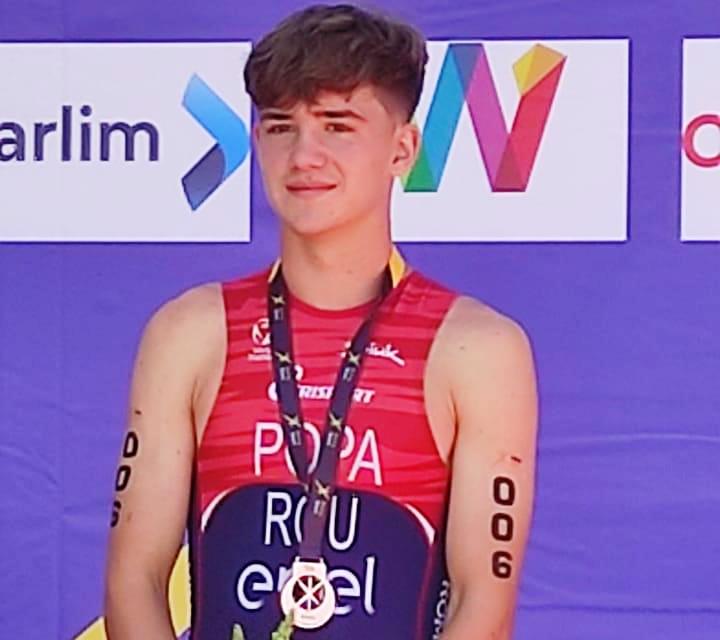 Triatlonistul Carol Popa a câștigat proba de sprint la Cupa Europeană de la Wels