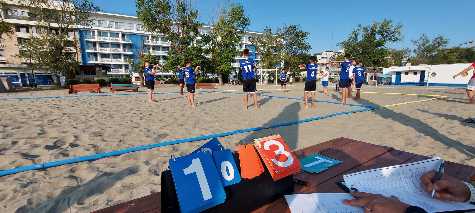 Meciuri spectaculoase la Naționalele de Beach Handball de la Mamaia