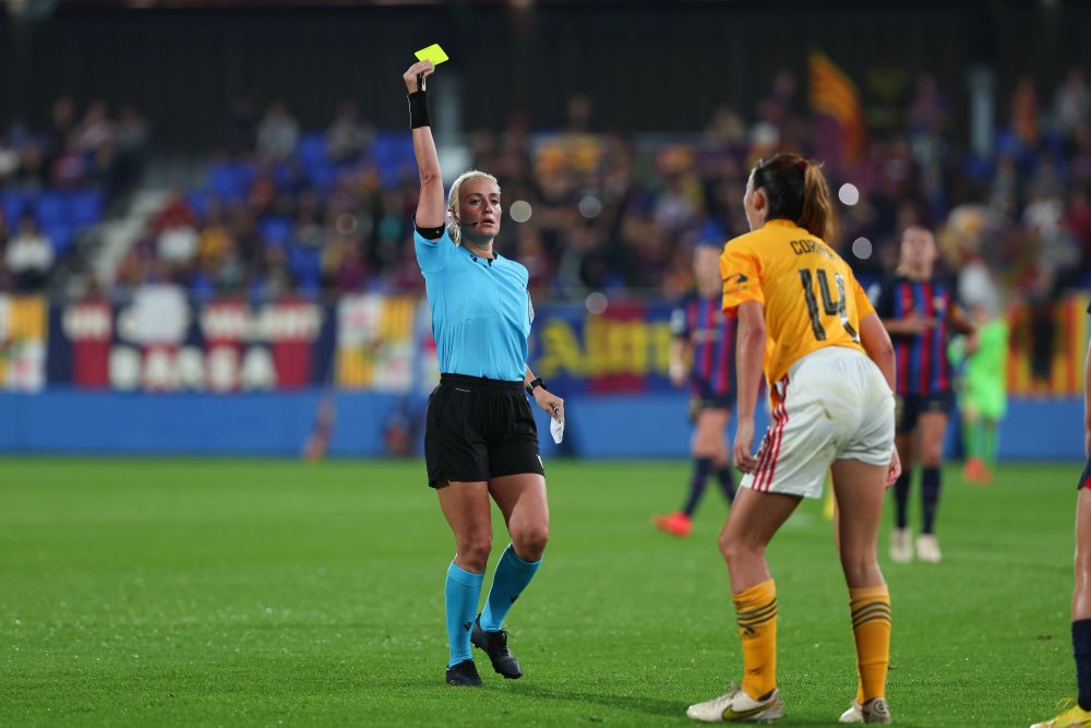 Alina Peșu o arbitrează pe Real Madrid în Liga Campionilor