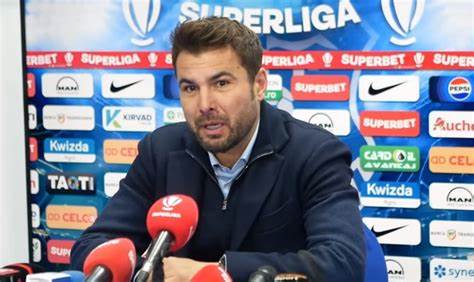 Adrian Mutu a demisionat de la CFR Cluj după înfrângerea cu Corvinul Hunedoara