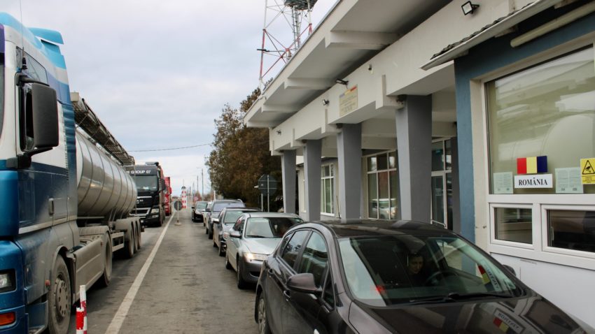 masini vama, frontiera - foto - Garda de Coasta