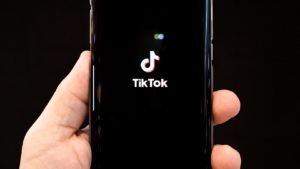 Curtea Supremă americană a validat legea care amenință TikTok cu interzicerea în SUA