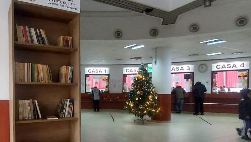 CONSTANȚA: Proiectul „Biblioteca din Gară – Citește cu CFR“ sărbătorește un an de activitate