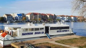 TULCEA: Transportul călătorilor pe Dunăre asigurat de societatea Navrom Delta s-ar putea scumpi