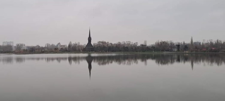 Vreme închisă în Dobrogea, cu vânt și precipitații