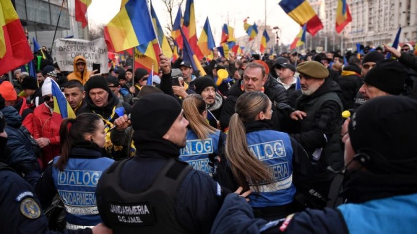 Incidente la protestul organizat de AUR în Capitală