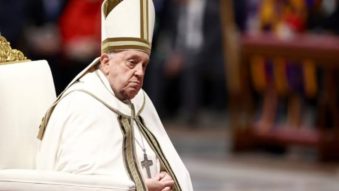 Starea de sănătate a Papei Francisc este „critică”, anunță Vaticanul