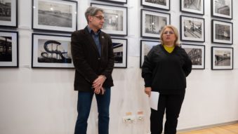 AUDIO | Expoziția de fotografie analog „Rămășițe”, semnată de Marian Tudor, își așteaptă vizitatorii